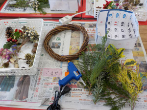 リース作り写真