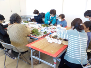 リース作り写真